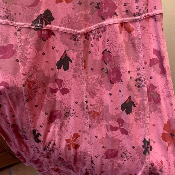 Sandwich Dress, Midi, Size Small, Soft pink Floral, Strech Jersey. So flattering - Picture 5 of 12